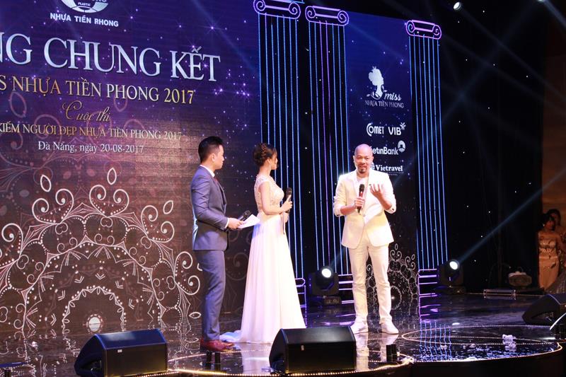 NSƯT-NTK Đức Hùng chia sẻ về cuộc thi Miss Nhựa Tiền Phong 2017.
