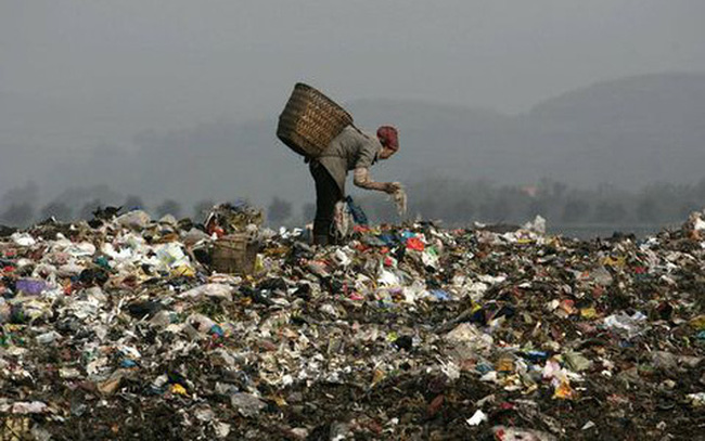 Trung Quốc cấm nhập khẩu rác và cơn đau đầu với ngành tái chế đầy lợi nhuận
