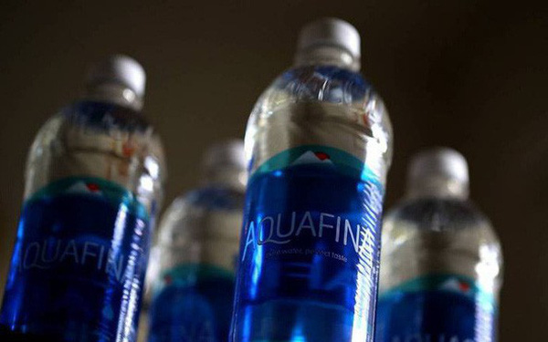 PepsiCo sẽ sử dụng nhựa tái chế làm chai đựng nước uống để giảm thiểu rác thải nhựa ngoài môi trường