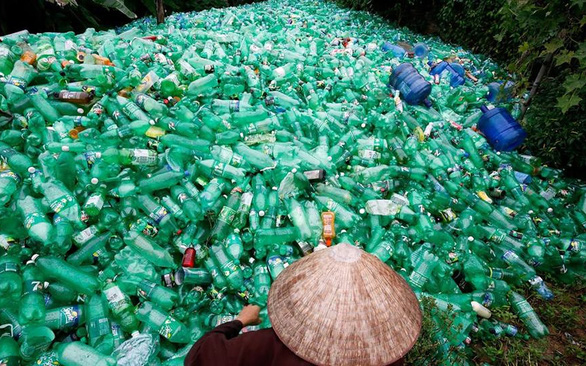 Biến rác thải nhựa thành tài nguyên - Ảnh 1.