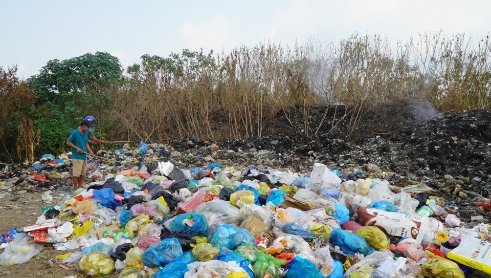 Mỗi ngày trên địa bàn tỉnh Đồng Tháp có hơn 1.000 tấn rác thải, nhưng thu gom chỉ đạt khoảng 50%. (Ảnh CTV)