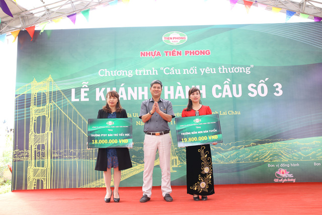 Nhựa Tiền Phong khánh thành cây cầu yêu thương số 3 tặng bà con xã Nậm Xỏ, Lai Châu - Ảnh 1.