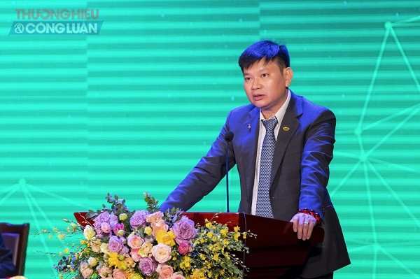 Ông Đặng Quốc Dũng - Chủ tịch HĐQT Nhựa Tiền Phong phát biểu tại buổi lễ
