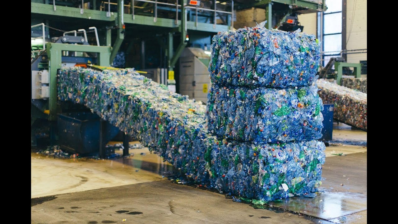 Na Uy tái chế 97% chai nhựa, làm sao họ đạt được điều đó? | Trí Thức VN - YouTube