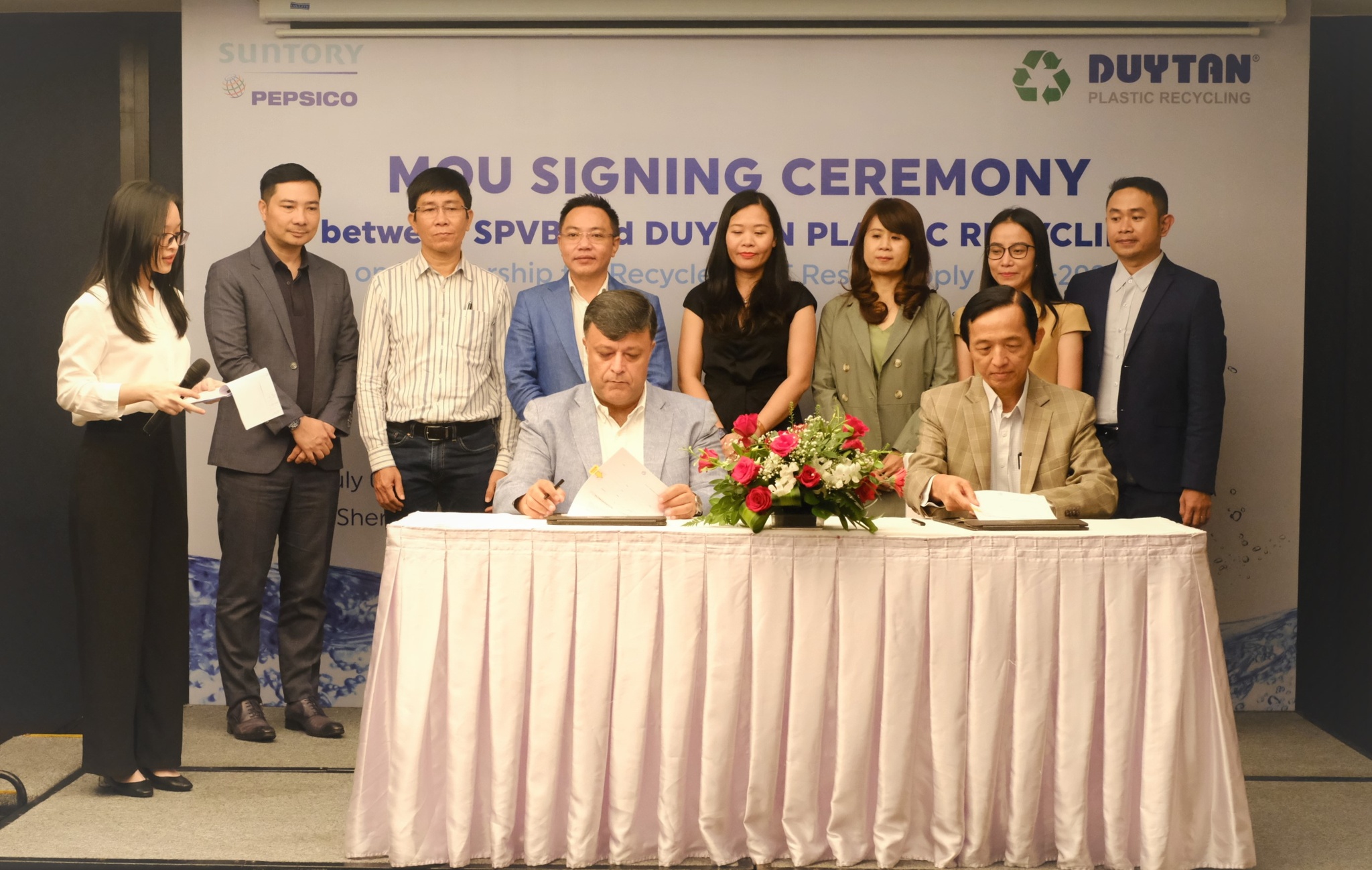 Suntory PepsiCo ký kết biên bản hợp tác chiến lược với Nhựa Tái Chế Duy Tân - ảnh 2