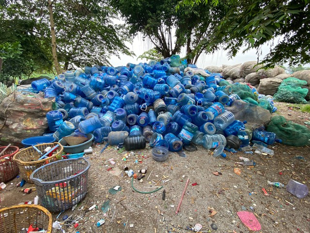Kêu gọi hành động vì môi trường, chống ô nhiễm rác thải nhựa - Ảnh 1.