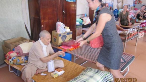 Từ thiện 17-02-2013