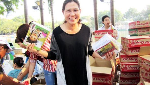 Tết của các em thiếu nhi có hoàn cảnh khó khăn tại Đầm Sen 2013