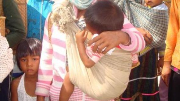 Khám và tặng quà đồng bào tỉnh Bình Thuận