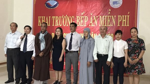 Khai trương Bếp ăn từ thiện