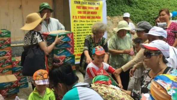 Tổ chức Trung thu cho trẻ em nghèo, hoàn cảnh khó khăn tại Vũng Tàu