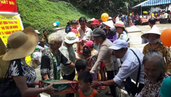 Tổ chức Trung thu cho trẻ em nghèo, hoàn cảnh khó khăn tại Vũng Tàu