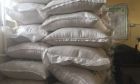 Nigeria tịch thu 2,5 tấn hàng nghi “gạo nhựa” từ Trung Quốc