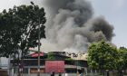 Khói lửa bao trùm công ty nhựa ở Hà Nội
