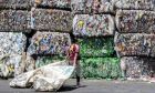 Australia phát minh công nghệ tái chế mọi loại nhựa