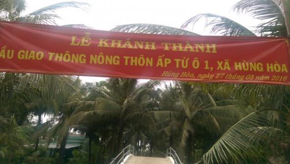 Khánh thành cầu tại đến huyện Hùng Hòa, xã Tiểu Cần, tỉnh Trà Vinh